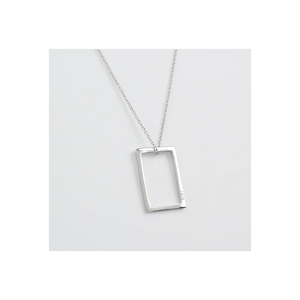 The 1975 - THE 1975 PREMIUM SILVER PLATED BOX NECKLACE 